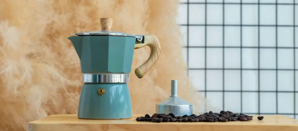 Traditional Coffee Makers Go Head To Head: Moka Pot Vs. French Press